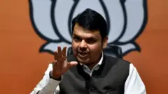 देवेंद्र फडणवीस