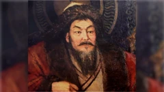 হাতে আঁকা ছবিতে লাল উলের পোশাক ও মাথায় কালো লোমশ টুপি পরা চেঙ্গিস খান 