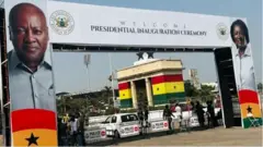 Aworan patako kan nibi ayẹyẹ naa.