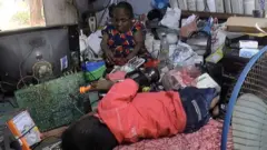 'අවුරුදු 39ක් ඇඳේ උඩ අතට හිටියට මගේම ව්‍යාපාරයක් කරනවා'