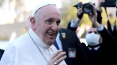 ንካልኣይ መዓልቶ ኣብ ዒራቕ ዑደት ዝገብሩ ዘለዉ ጳጳስ ፍራንሲስ።