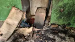 Masallacin da aka kona motane