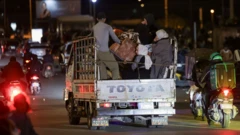 Људи напуштају делове Бејрута