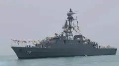 Эсминец ВМФ Ирана IRIS Dena