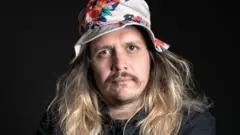 Primer plano Juan Jesús Garza Onofre