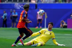 Yamal con Courtois