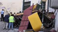 На месте аварии в Лиссабоне 