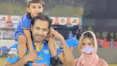 ઇરફાન પઠાણ સાથે તેમનાં પત્ની અને દીકરો