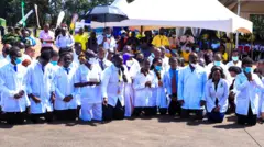 Abaganga bapfukamye 