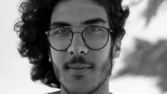 "أخي شاهد ماشفش حاجة"