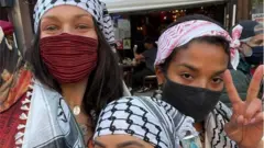 عارضة الأزياء ذات الأصول الفلسطينية بيلا حديد