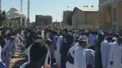 نماز جمعه زاهدان در مسجد مکی