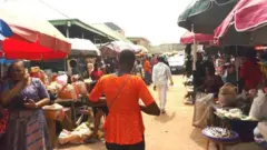 Ndị nọ n'ahịa dị n'Enugwu