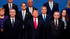 NATO aile fotoğrafı
