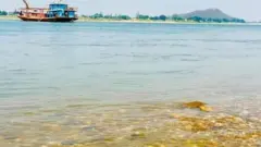 ဒေသခံတွေက တော့ ရေပြာပေါက်တယ်လို့ပြောကြ