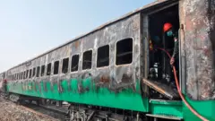 पाकिस्तान ट्रेन