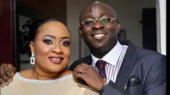 Foluke ati ọkọ rẹ 