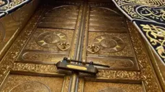  কাবা শরীফের দরজা