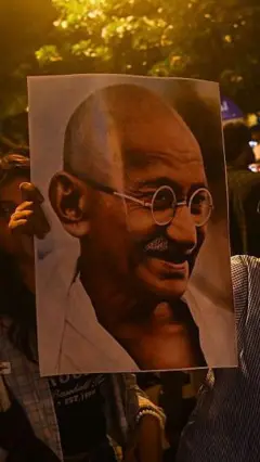 ગાંધી, બીબીસી