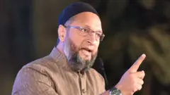 असदुद्दीन ओवेसी