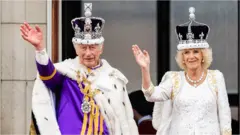 Король Карлл III и королева Камилла