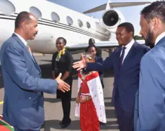ፕረዚደንት ኢሳይያስ ኣብ ኬንያ ኣብ ዝኣተወሉ