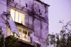 Дрон қолдиқлари Москва Каширское шоссесида турар жой биносига урилган