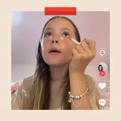Ellie-May grava vídeos do tipo "arrume-se comigo", nos quais compartilha rotinas de cuidados com a pele e maquiagem.