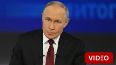 ரஷ்யா: புதின் முன் நேரடியாக கேள்வி எழுப்பிய பிபிசி ரஷ்ய ஆசிரியர் - அதிபர் என்ன கூறினார்?