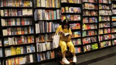 ቤተ መጽሓፍቲ