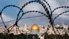 இஸ்ரேல்: முஸ்லிம் நாடுகளுக்கு மத்தியில் ஒரு யூத தேசம் உருவானது எப்படி?