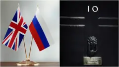Флаги России и Британии и дверь в резиденцию британского премьер-министра