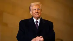 डोनाल्ड ट्रम्प