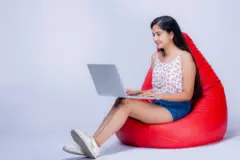 आठवड्याचे चारच दिवस काम करणं ठरतं आरोग्यदायी...कंपन्यांच्या अभ्यासातून समोर आला नवा ट्रेंड