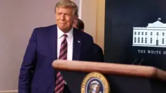 دونالد ترامب