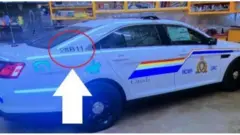 পুলিশ জানিয়েছে হামলাকারী এই গাড়িটি ব্যবহার করেছিল