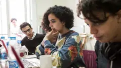 Les journalistes de Mada Masr ont été arrêtés puis relâchés en Egypte