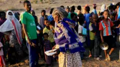 UNHCR ayaa sheegeysa in isu diyaariyaan qaabilaada qaxooti gaaraya 200,000 oo qof