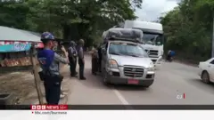 ထိုင်းကလာတဲ့ ကုန်ကားတွေကို ဘားအံမှာ တားဆီးစစ်ဆေး