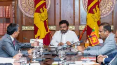 ජනාධිපති අනුර කුමාර දිසානායක හා ජාත්‍යන්තර මූල්‍ය අරමුදලේ සාමාජිකයන් අතර පැවැත්වූ සාකච්ඡාව