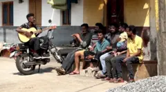 பாட்டு கிராமம்