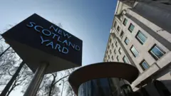 ساختمان پلیس لندن