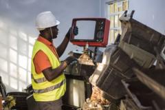 Pourquoi le continent africain veut réinventer la gestion de ses déchets électroniques