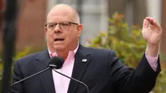 Maryland Valisi Larry Hogan
