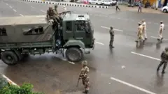 گفت‌وگو در خصوص بحران کشمیر و تاثیر احتمالی آن بر مذاکرات با طالبان