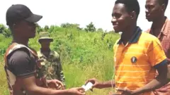 Ndi agha na onye nkiti