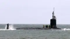 Американская атомная подводная лодка класса "Вирджиния" (архивное фото)
