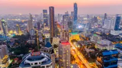 सिंगापूर, विकास, शहरं