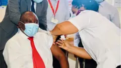 Prezida Cyril Ramaphosa aterwa urucanco