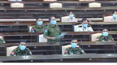အမျိုးသားလွှတ်တော်မှာ ဒုတိယဗိုလ်မှူးကြီး အောင်ထွန်းလင်း အဆိုတင်သွင်းစဥ်